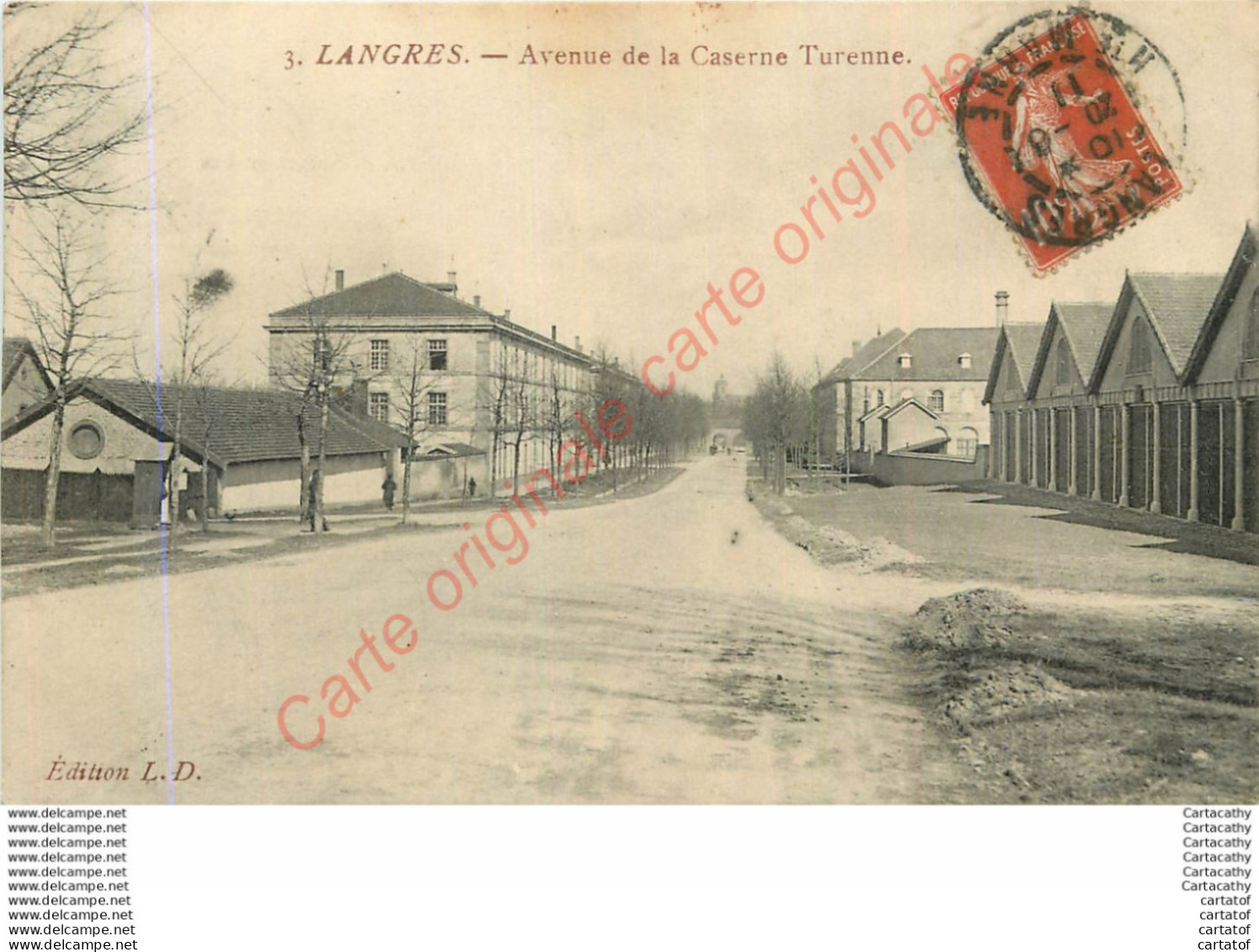 52.  LANGRES .  Avenue De La Caserne Turenne . - Langres