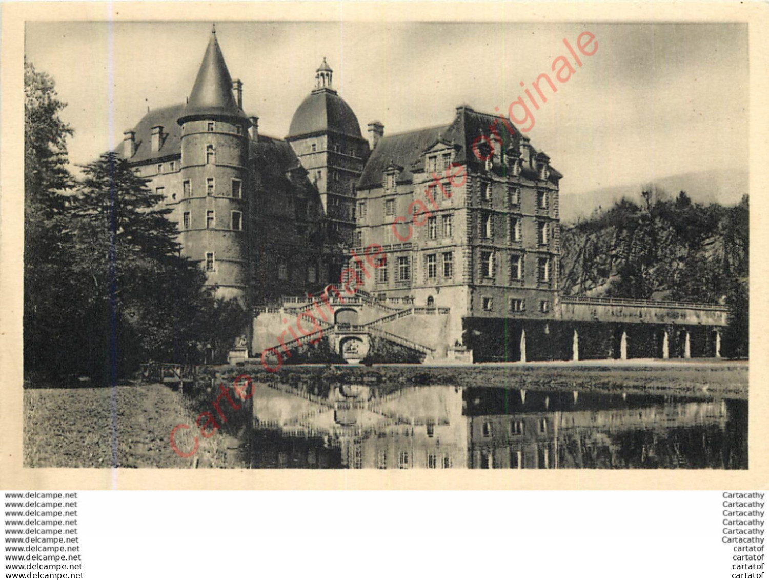 38.  Château De VIZILLE .  Façade Sur Le Parc . - Vizille