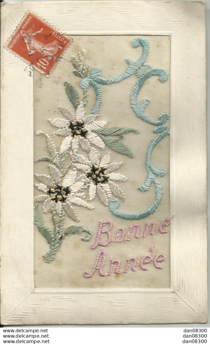 CARTE DE BONNE ANNEE AVEC UNE BRODERIE CENTRALE REPRESENTANT DES FLEURS - Borduurwerk