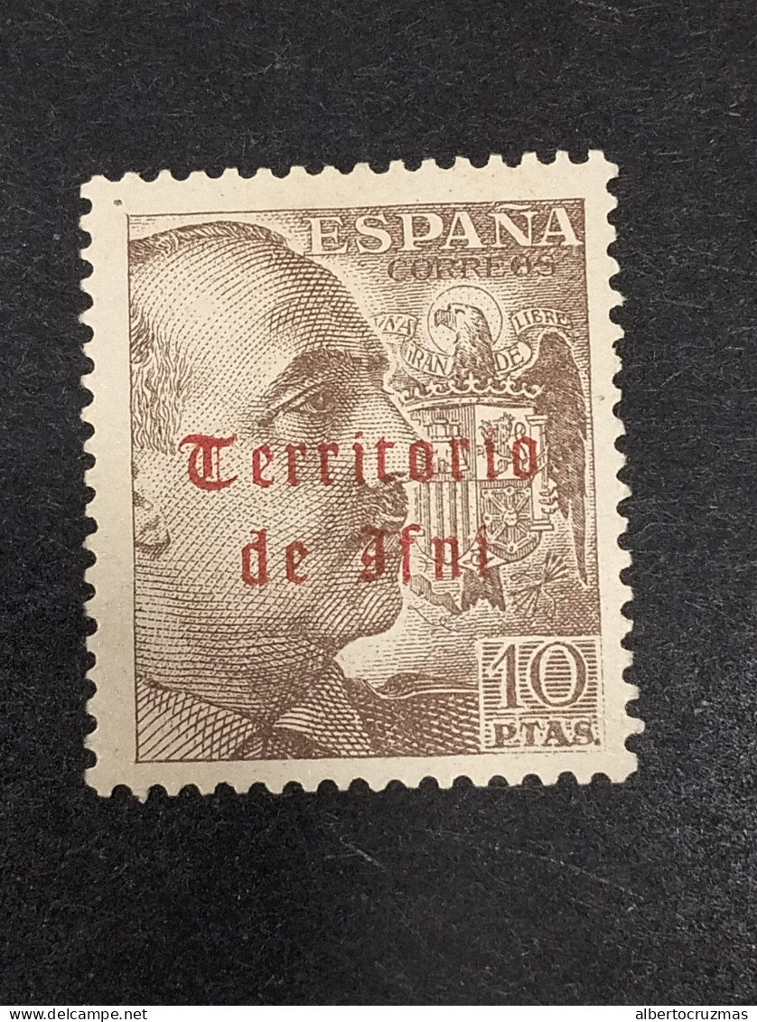 España Sellos Excolonia Ifni Franco 10 Pesetas Edifil 55 Yvert 47 Sellos Nuevos * MH - Ifni