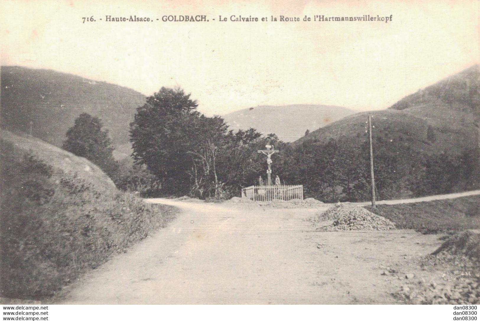 68 GOLDBACH LE CALVAIRE ET LA ROUTE DE L'HARTMANNSWILLERKOPF - Sonstige & Ohne Zuordnung