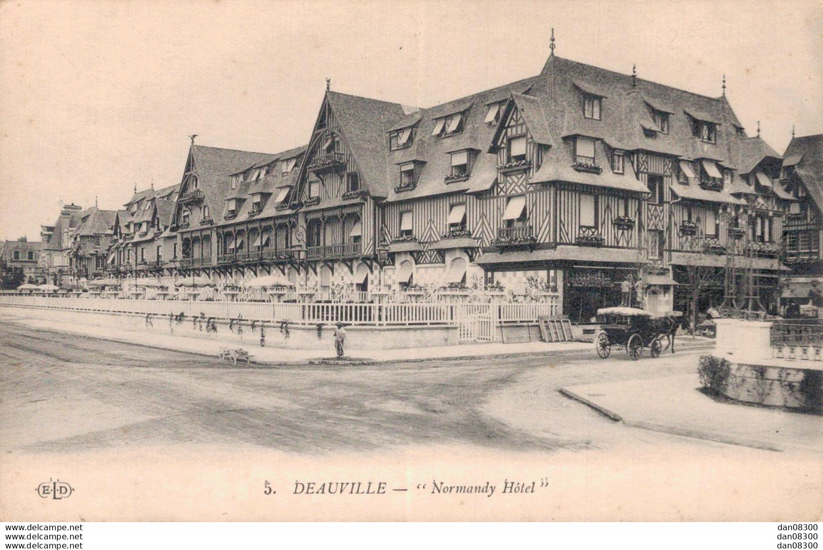 14 DEAUVILLE NORMANDY HOTEL - Deauville