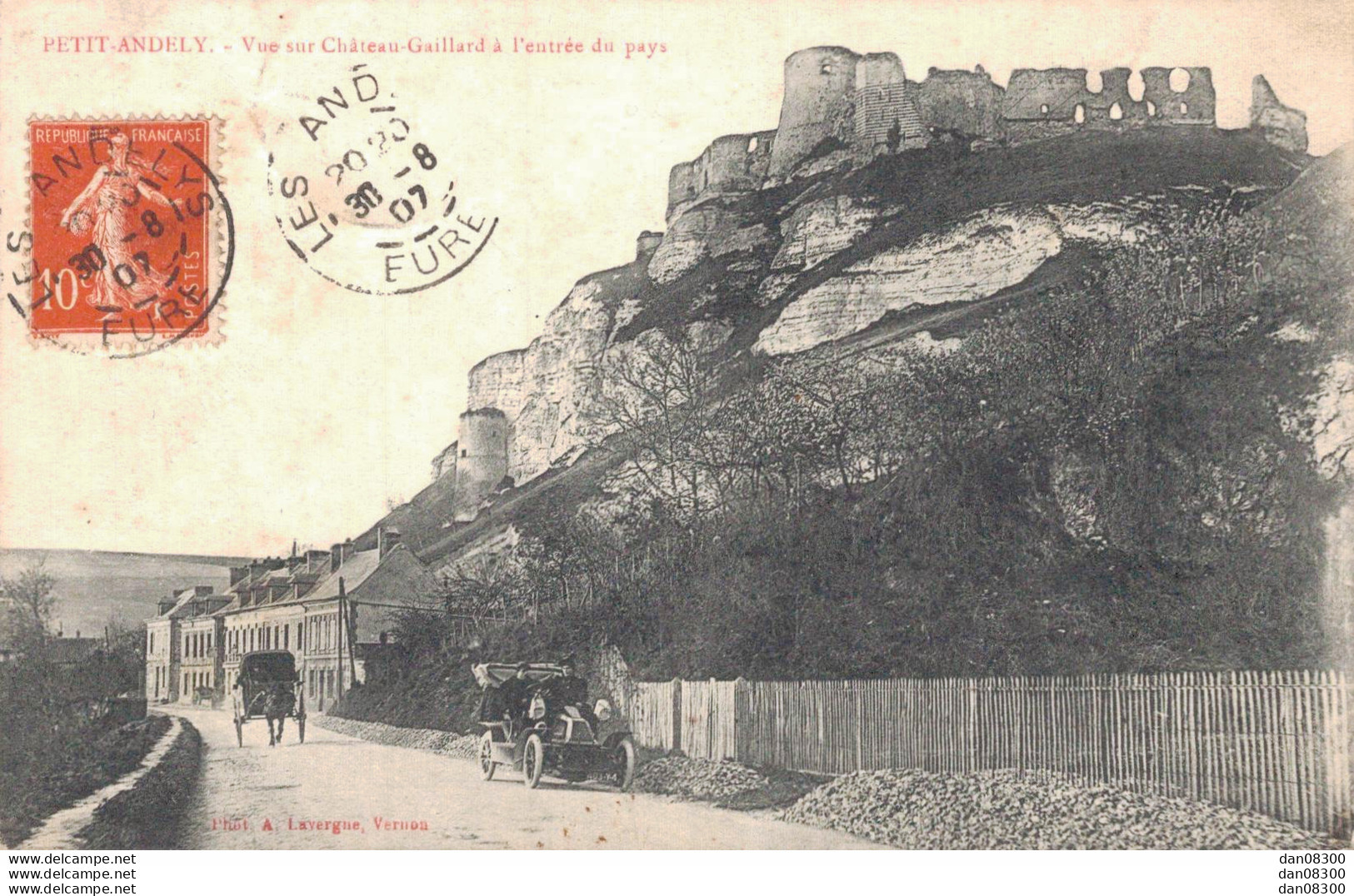 27 PETIT ANDELY VUE SUR CHATEAU GAILLARD A L'ENTREE DU PAYS - Autres & Non Classés