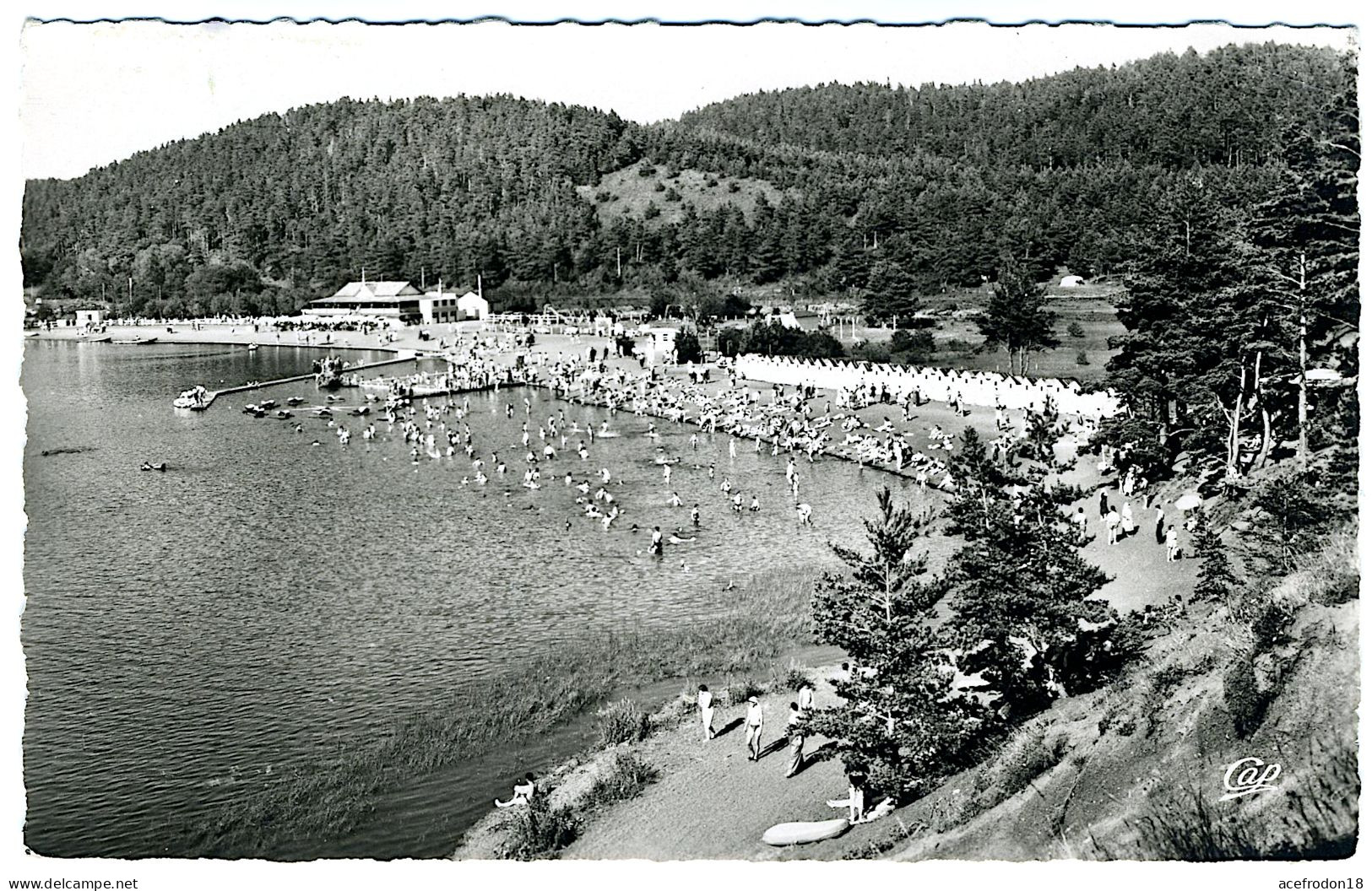 Lac Chambon - Vue Générale De La Plage - Autres & Non Classés