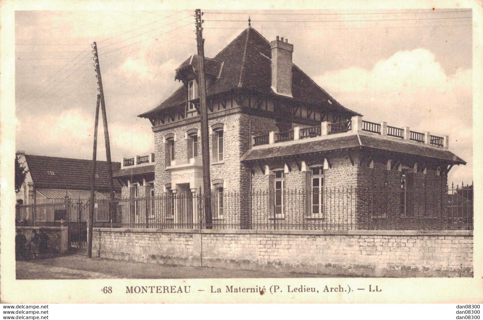 77 MONTEREAU LA MATERNITE - Montereau