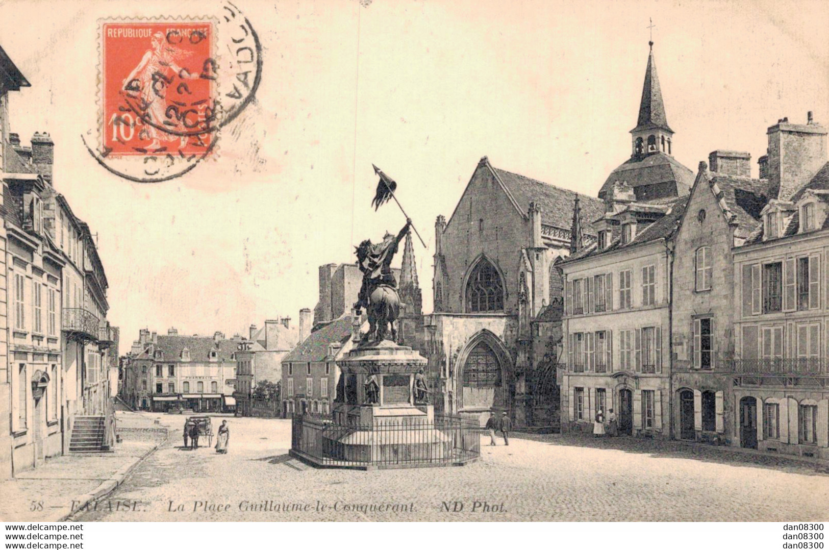 14 FALAISE LE PLACE GUILLAUME LE CONQUERANT - Falaise