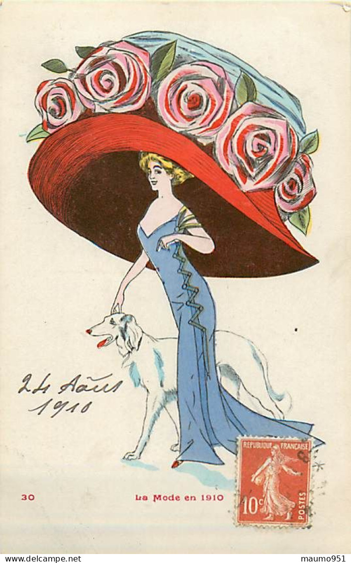 CPA Aquarellée Femme Lady  Et Le Chien . Chapeau Immense La Mode En 1910 - Other & Unclassified
