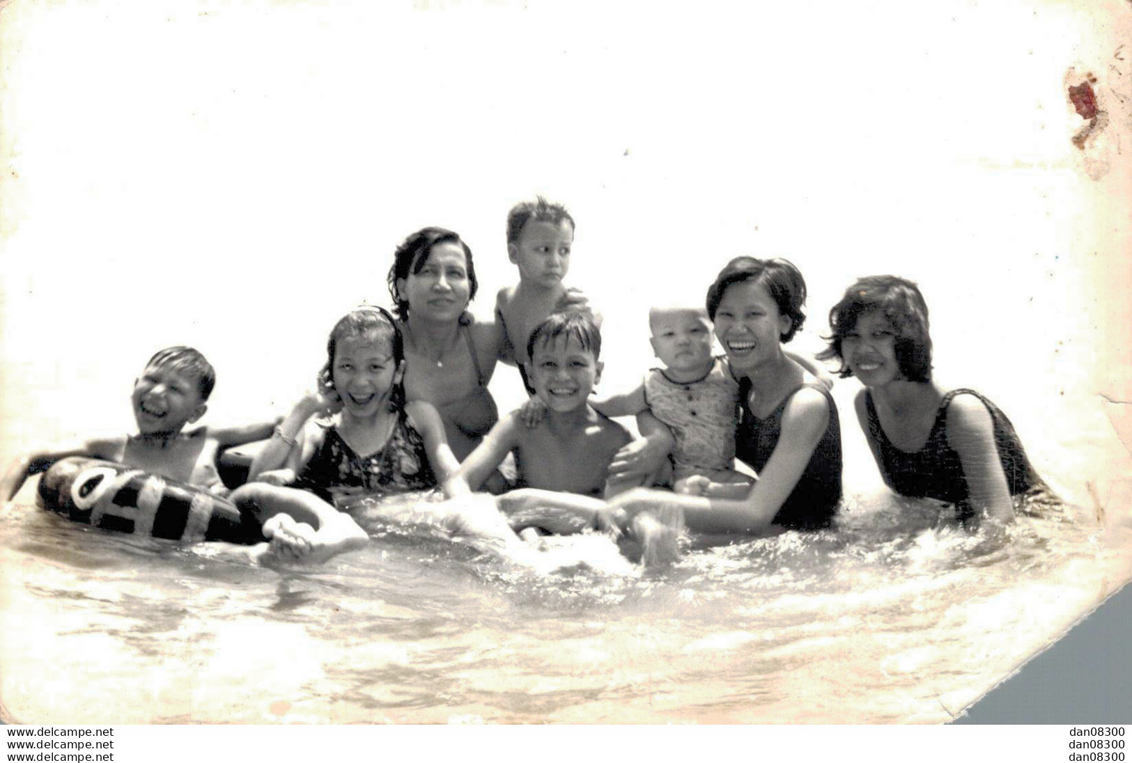 VIET NAM TONKIN INDOCHINE PHOTO TAILLE CPA FEMMES ET ENFANTS SE BAIGNANT - Anonyme Personen