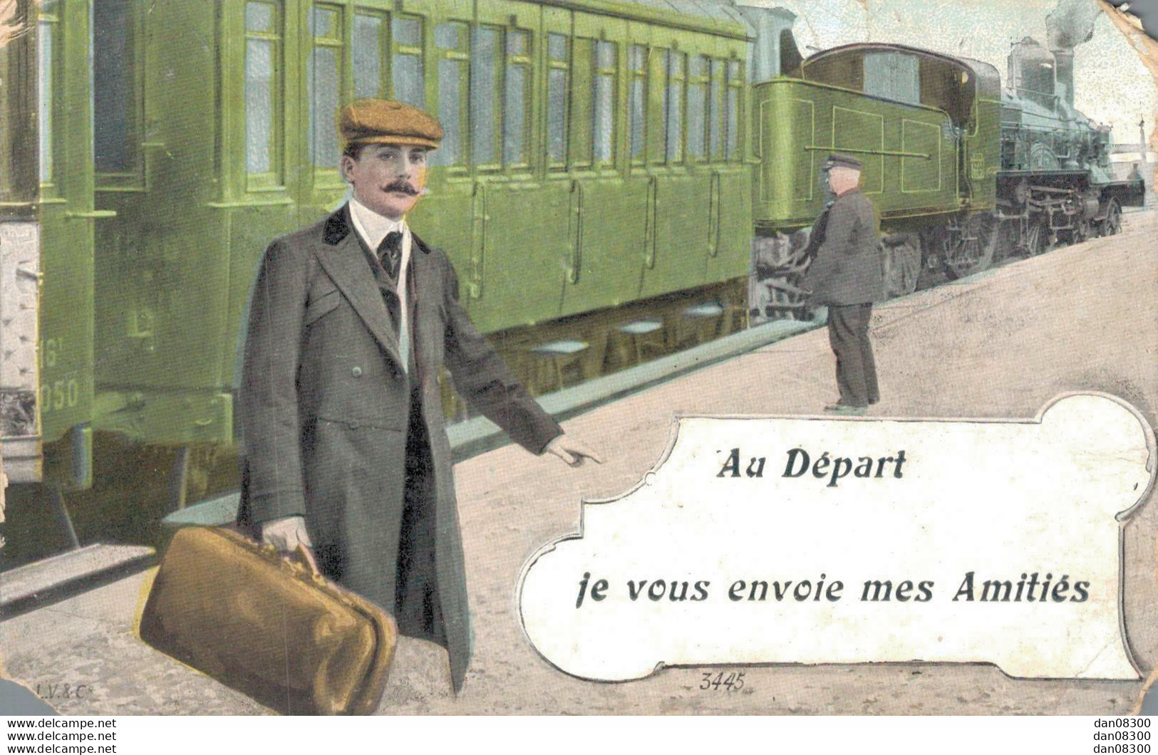 AU DEPART DE... JE VOUS ENVOIE MES AMITIES TRAIN ET HOMME SUR LE QUAI - Trains