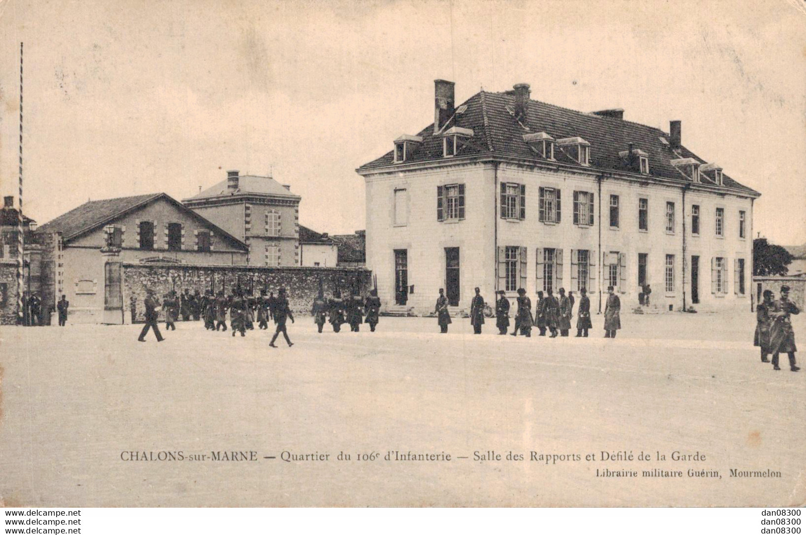 51 CHALONS SUR MARNE QUARTIER DU 106e D'INFANTERIE  SALLE DES RAPPORTS ET DEFILE DE LA GARDE - Barracks