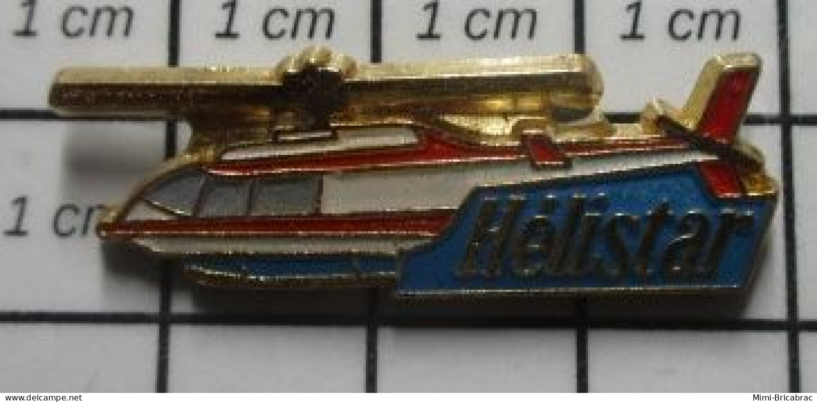 3617 Pin's Pins / Beau Et Rare / AVIATION / HELICOPTERE ROUGE ET BLANC HELISTAR - Aerei