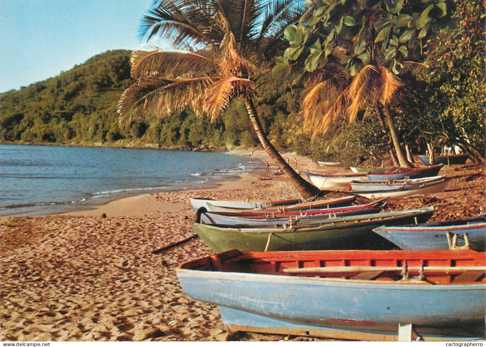 Navigation Sailing Vessels & Boats Themed Postcard Fishing Boat On Beach - Segelboote