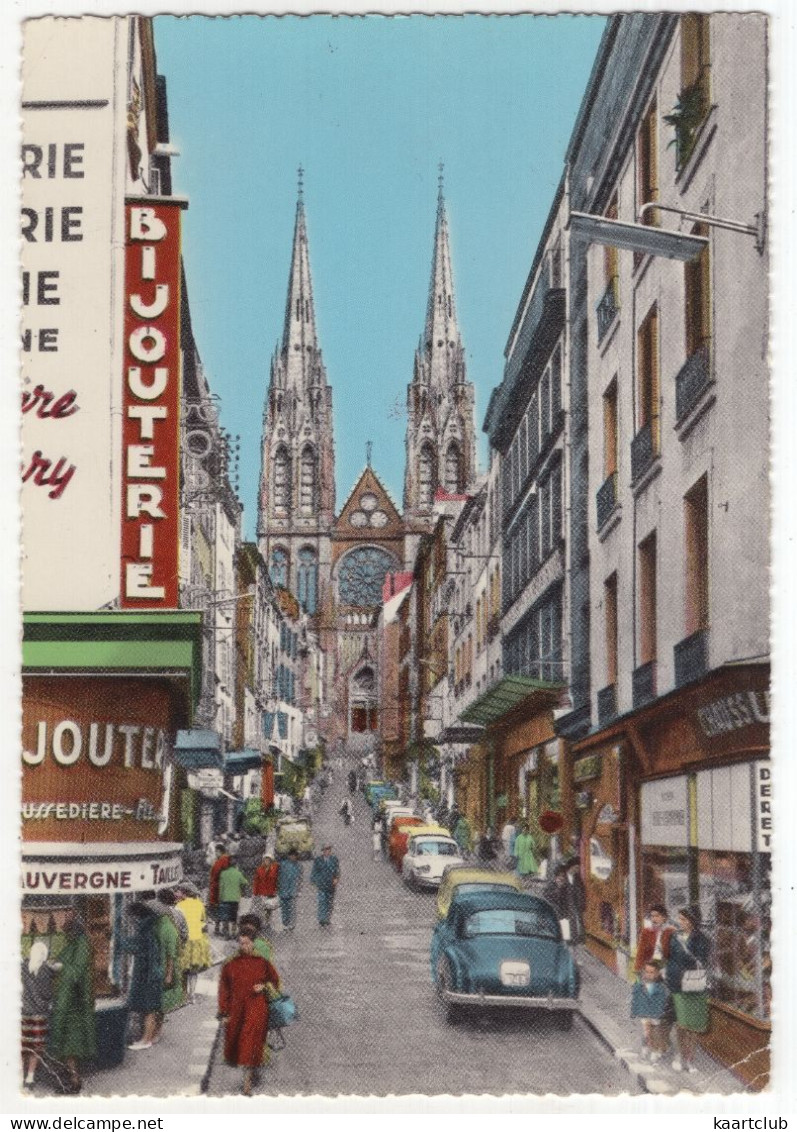 Clermont-Ferrand: RENAULT FRÉGATE, PANHARD PL17, CITROËN 2CV - Rue Des Gras, La Cathédrale - (France) - Voitures De Tourisme