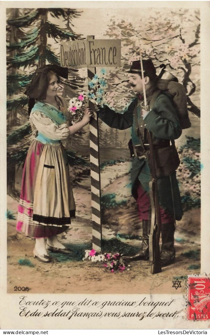 COUPLES - Soldat Français - Jeune Femme De Deutschland - Carte Postale Ancienne - Coppie