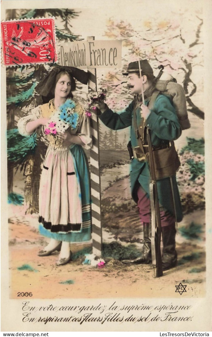 COUPLES - Soldat Français - Jeune Femme De Deutschland - Fantaisie - Carte Postale Ancienne - Couples