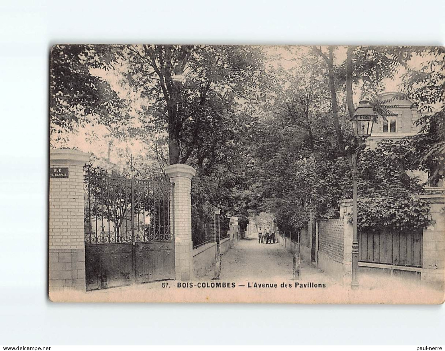 BOIS COLOMBES : L'Avenue Des Pavillons - état - Other & Unclassified