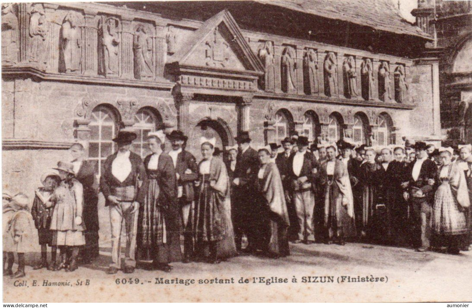 SIZUN ( 29 ) - Mariage Sortant De L'Eglise - Sizun