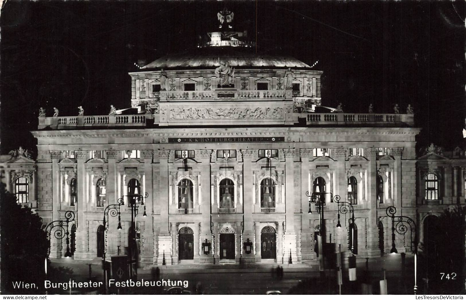 AUTRICHE - Wien - Burgtheater Festbeleuchtung - Carte Postale - Vienna Center