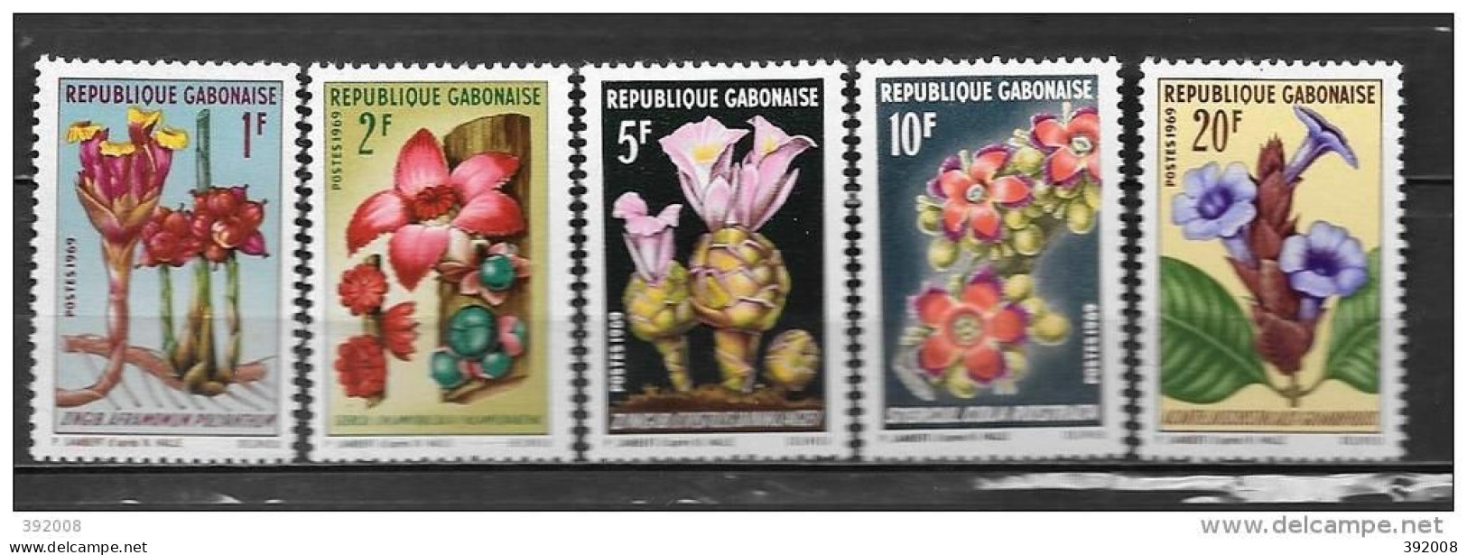 1969 - N° 243 à 247**MNH - Fleurs - Gabon