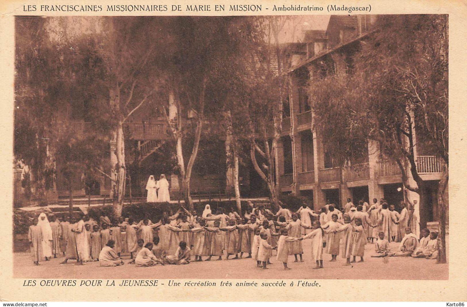 Ambohidratrimo , Madagascar * école School * Enfants * Africa - Madagascar