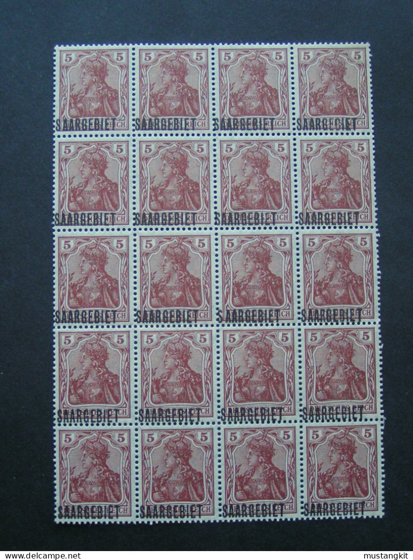 SARRE POSTE 33  NEUF * * SS CHARNIERE BLOC DE 20 LUXE - Unused Stamps