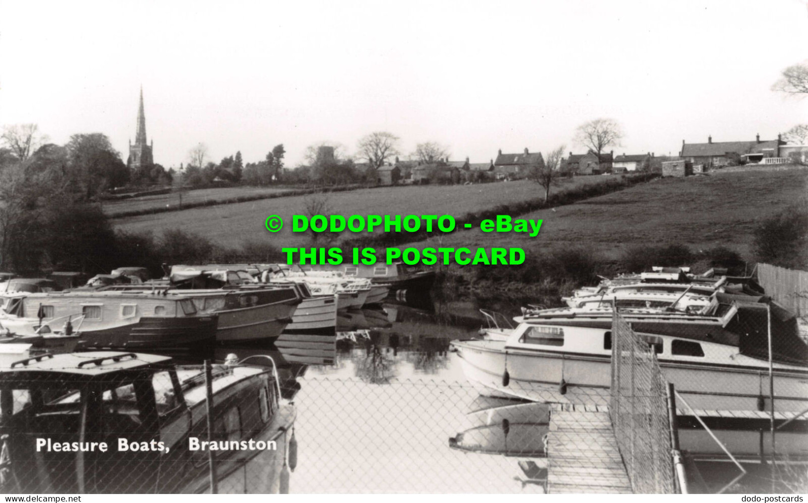 R547311 Pleasure Boats. Braunston - World