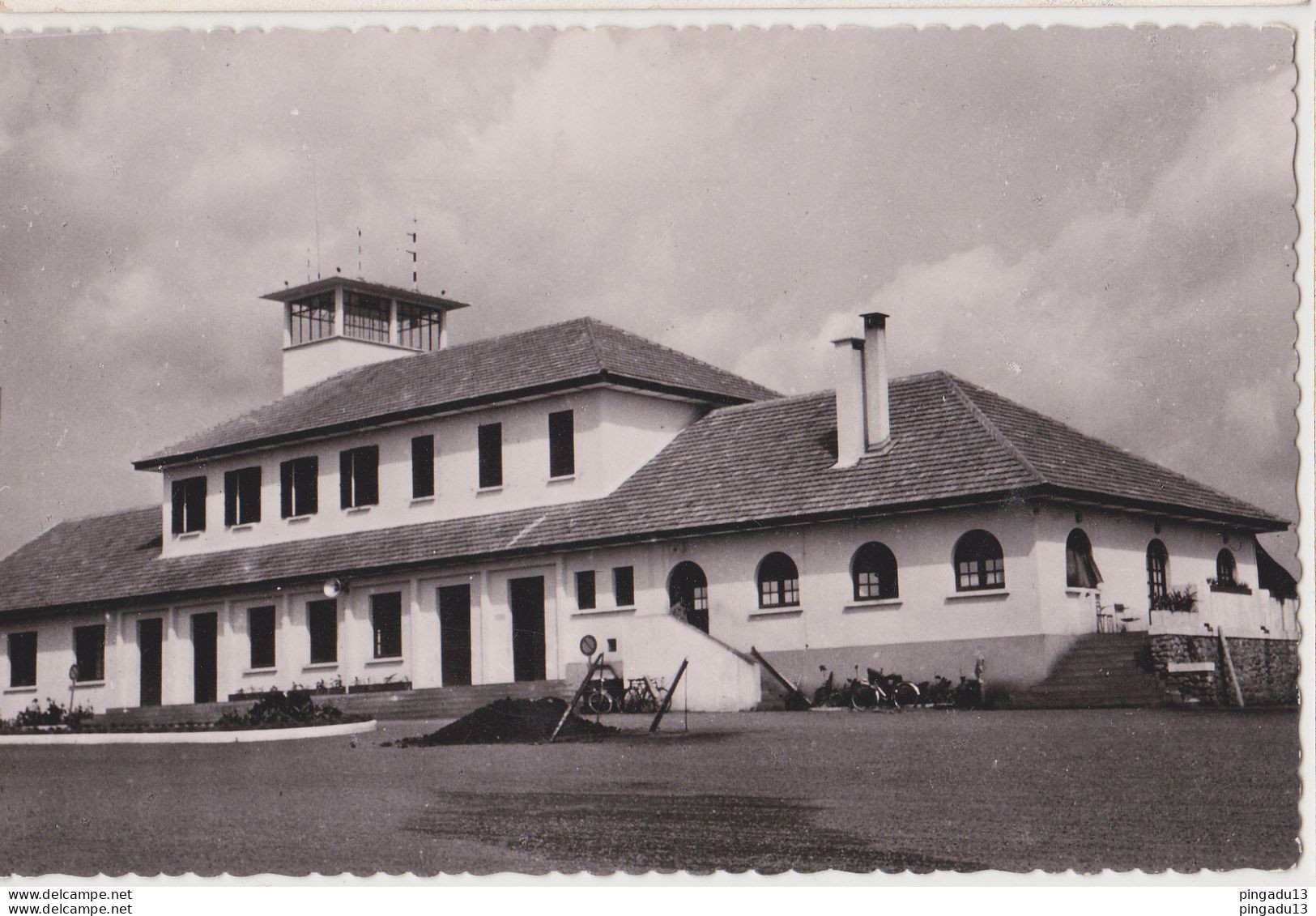 Fixe Yaoundé L'Aérodrome - Kameroen