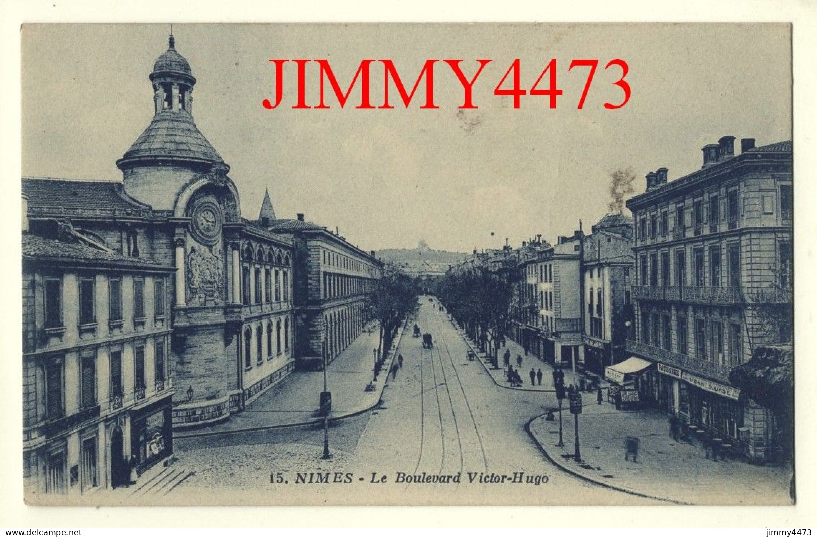 CPA - NÎMES En 1923 - Le Boulevard Victor-Hugo ( Rue Bien Animée ) N° 15 - Edit. DEBRET-JUMAS à Nîmes - Nîmes