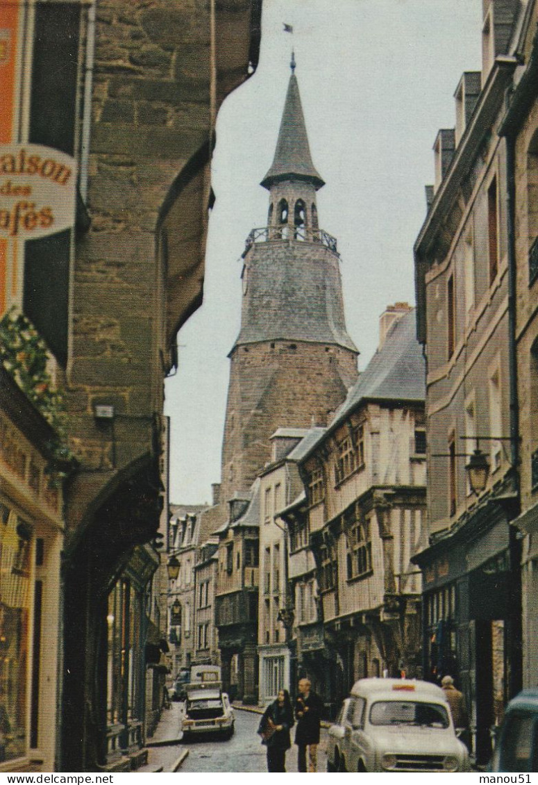DINAN - CPSM  La Tour De L'horloge Et Le Vieux Quartiers - Dinan