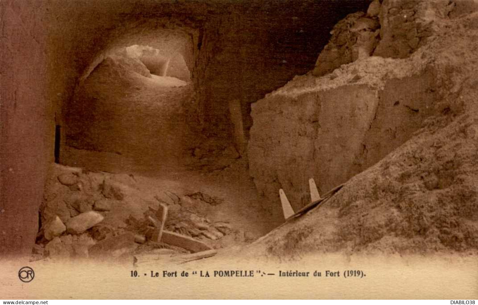 LE FORT DE LA POMPELLE   ( MARNE )  LOT DE 2 CARTES - Other & Unclassified