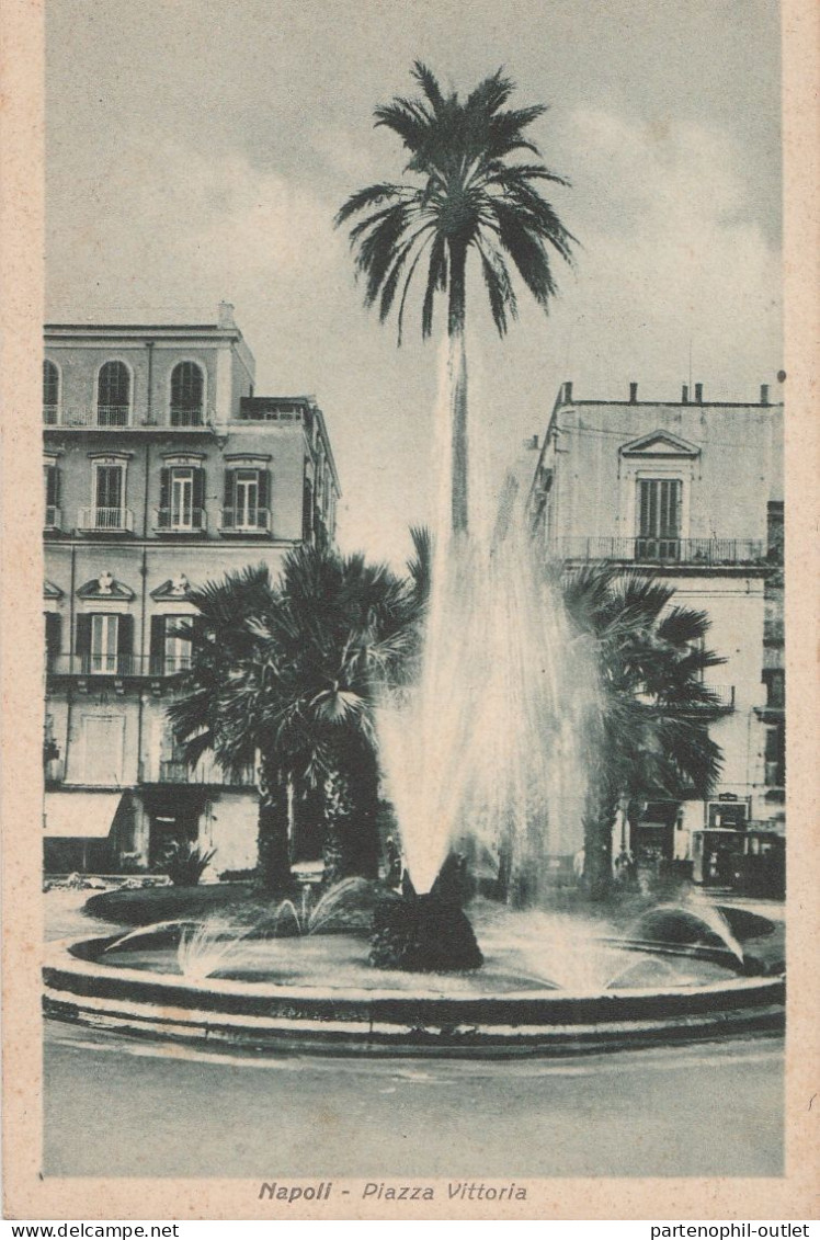 Cartolina - Postcard /  Viaggiata /  Napoli -  Piazza Vittoria - Napoli (Neapel)