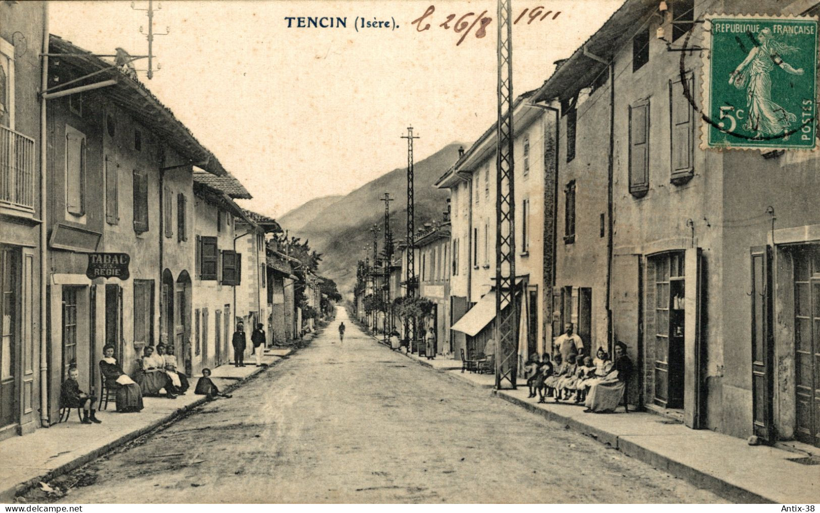 N79 - 38 - TENCIN - Isère - Le Centre-ville - Autres & Non Classés