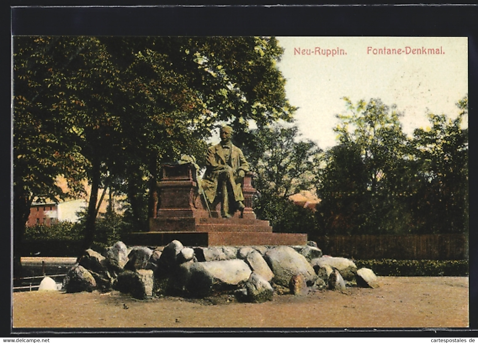 AK Neu-Ruppin, Partie Am Fontane-Denkmal  - Sonstige & Ohne Zuordnung