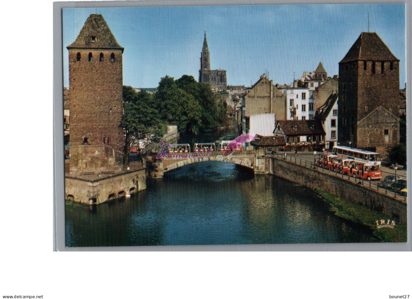 STRASBOURG 67  - Les Ponts Couverts Et La Cathedrale Petit Train Rouge Bus  - Strasbourg