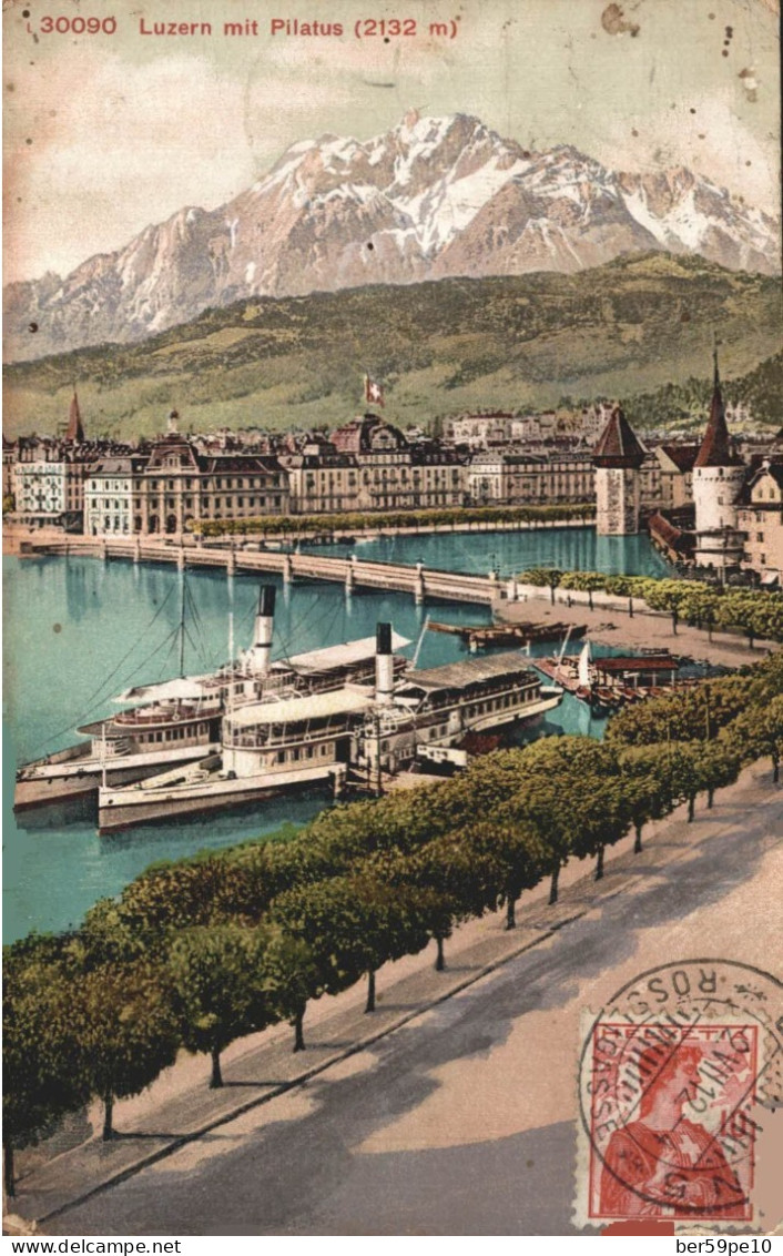 SUISSE LUZERN MIT PILATUS LES BATEAUX A QUAI - Luzern