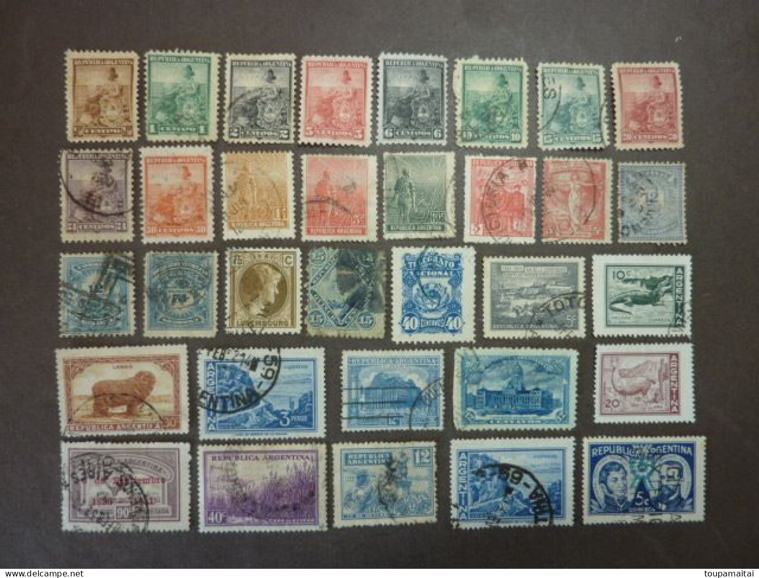 ARGENTINE : LOT De 167 TIMBRES TOUS DIFFERENTS + 90 Doublons. Voir Les 7 Photos - Collections, Lots & Séries