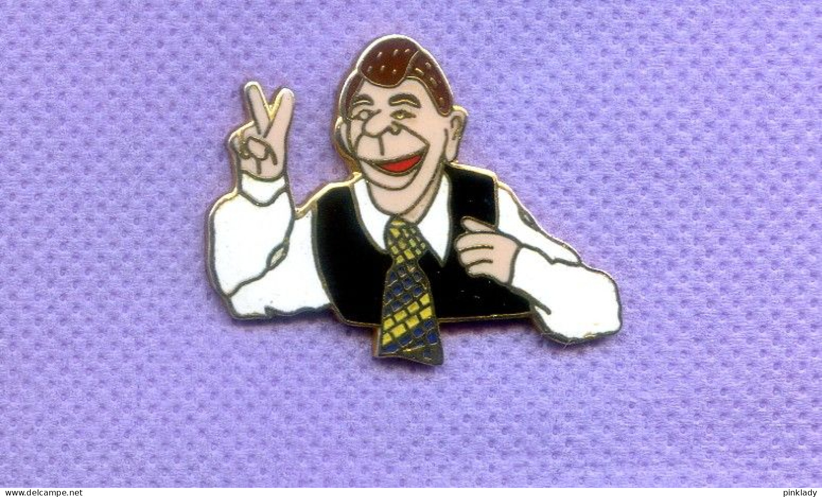 Rare Pins Ronald Reagan Bebete Show Egf Ab101 - Media