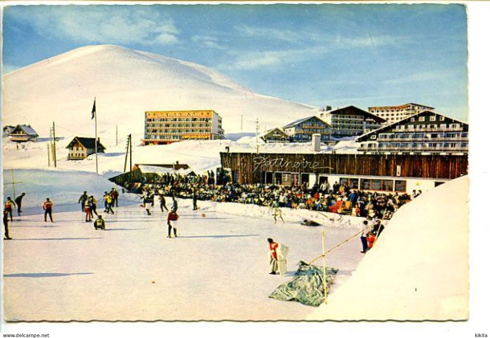 CPSM Dentelée 10.5 X 15 Isère ALPE-D'HUEZ (1850m)   Une Partie De Foot-Ball Humoristique Sur La Patinoire* - Sonstige & Ohne Zuordnung