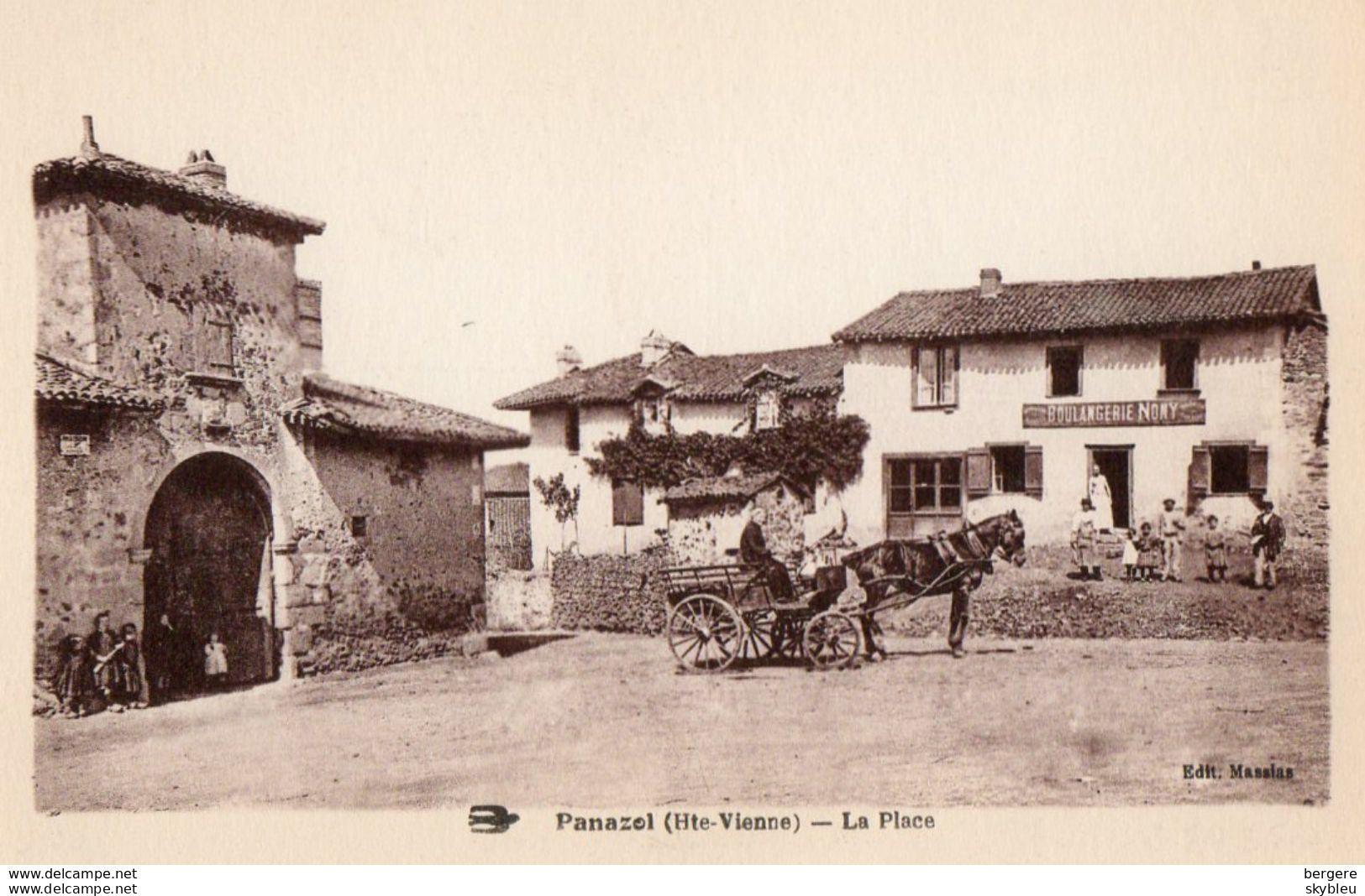 87. CPA - PANAZOL - La Place - Attelage - Boulangerie Nony - - Panazol