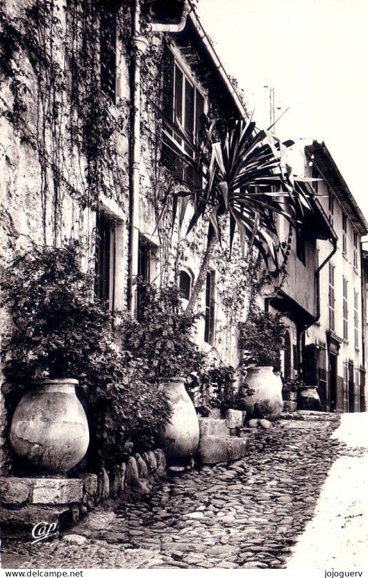 Cagnes Sur Mer Rue Saint Roch ( Jarre, 2 Scan: 2 Timbres Semeuse ; Expédiée Du Camping De Villeneuve Loubet En 1960 - Cagnes-sur-Mer