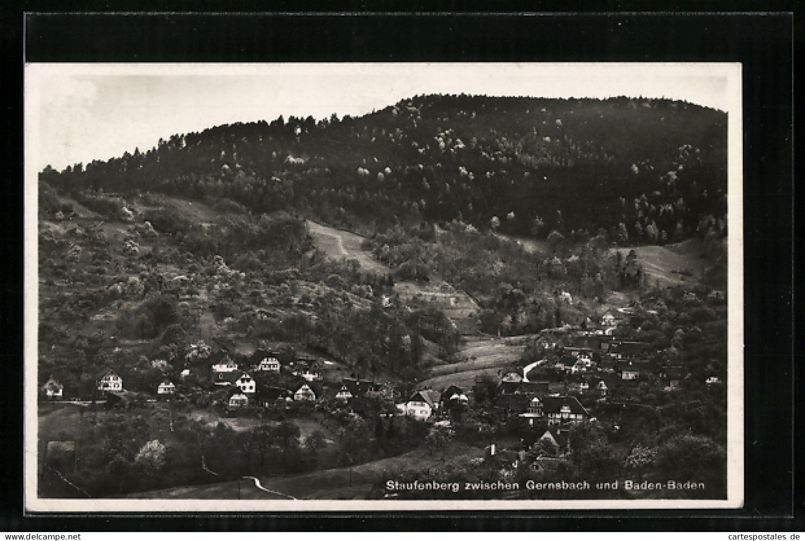 AK Staufenberg / Baden, Ortsansicht Aus Der Vogelschau  - Staufen