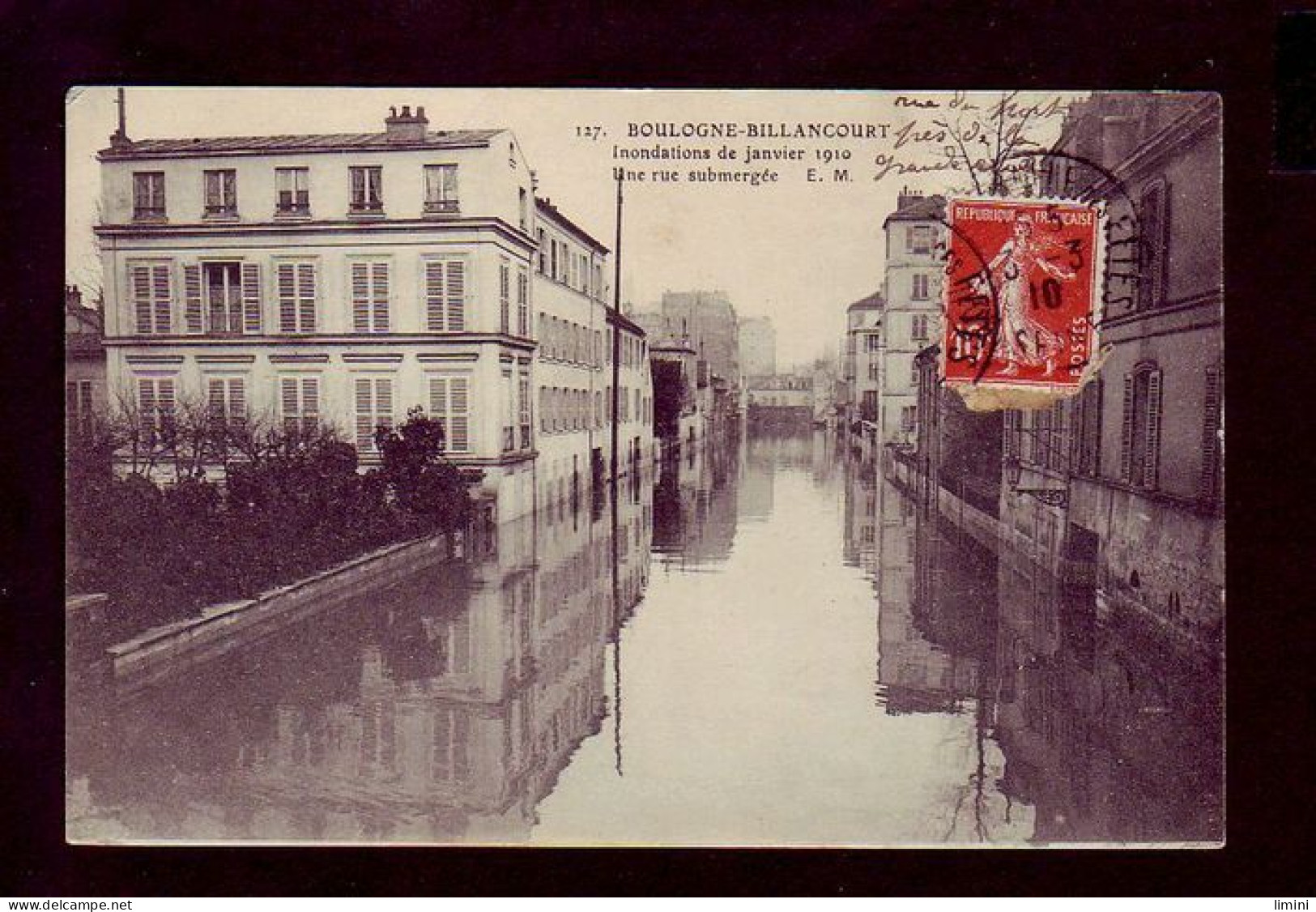 92 - INONDATION 1910 - BOULOGNE-BILLANCOURT - UNE RUE SUBMERGÉE -  - Boulogne Billancourt