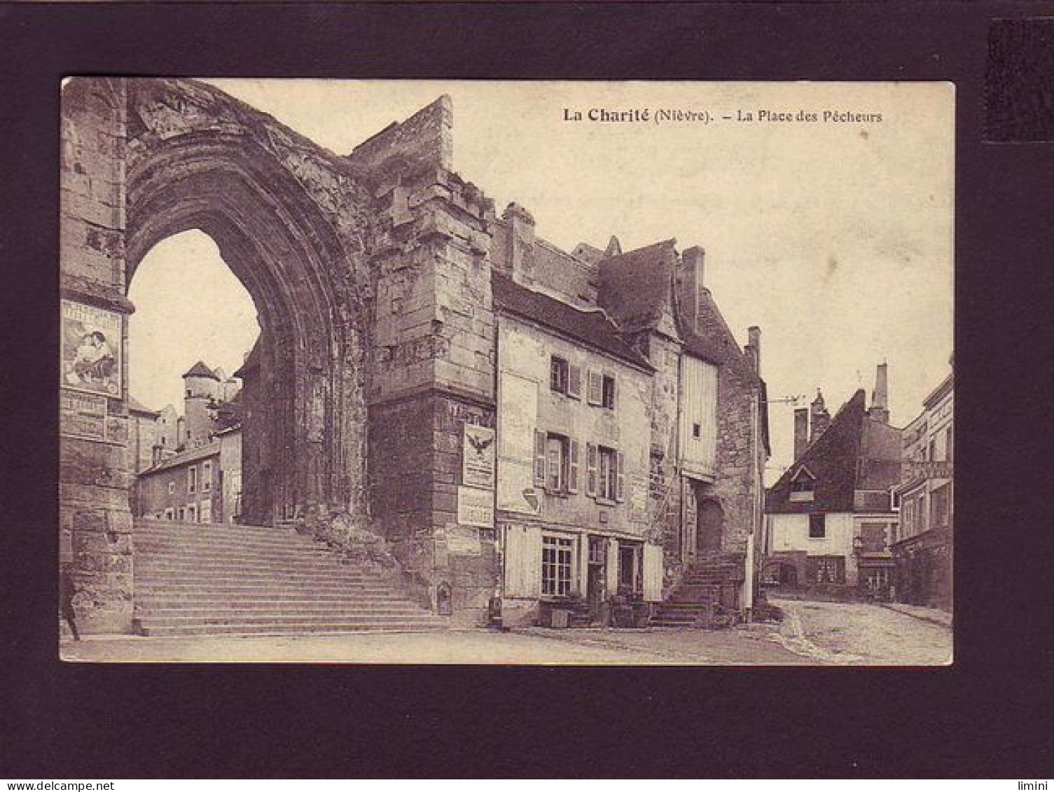 58 - LA CHARITE - LA PLACE DES PECHEURS -  - La Charité Sur Loire