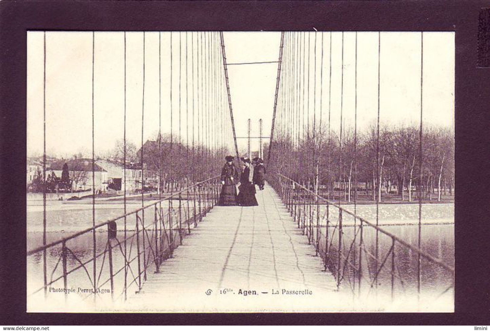 47 - AGEN - LA PASSERELLE - ANIMÉE -  - Agen