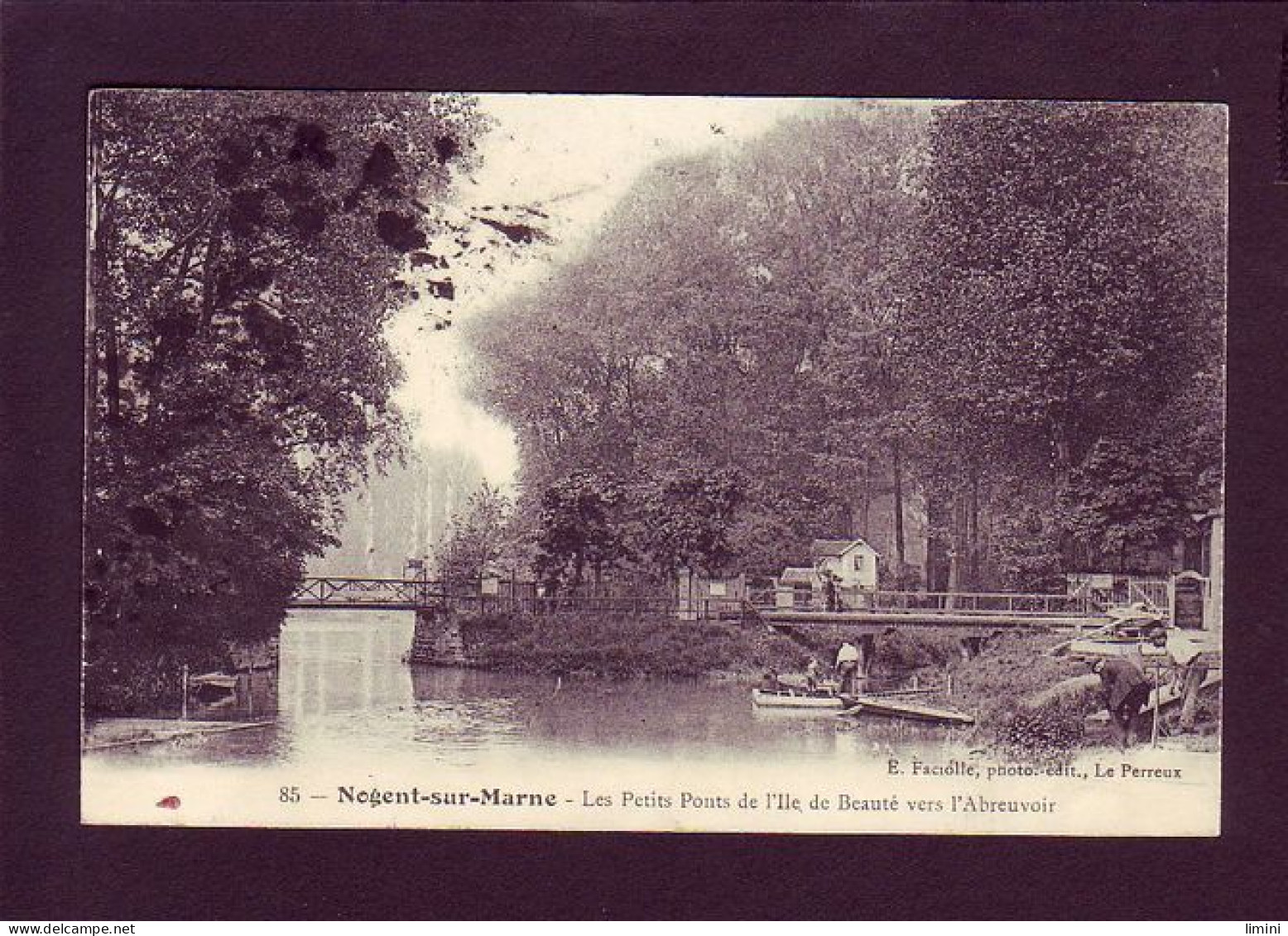 94 - NOGENT-sur-MARNE - LES PETITS PONTS DE L'ILE DE BEAUTE VERS L'ABREUVOIR - ANIMÉE -  - Nogent Sur Marne