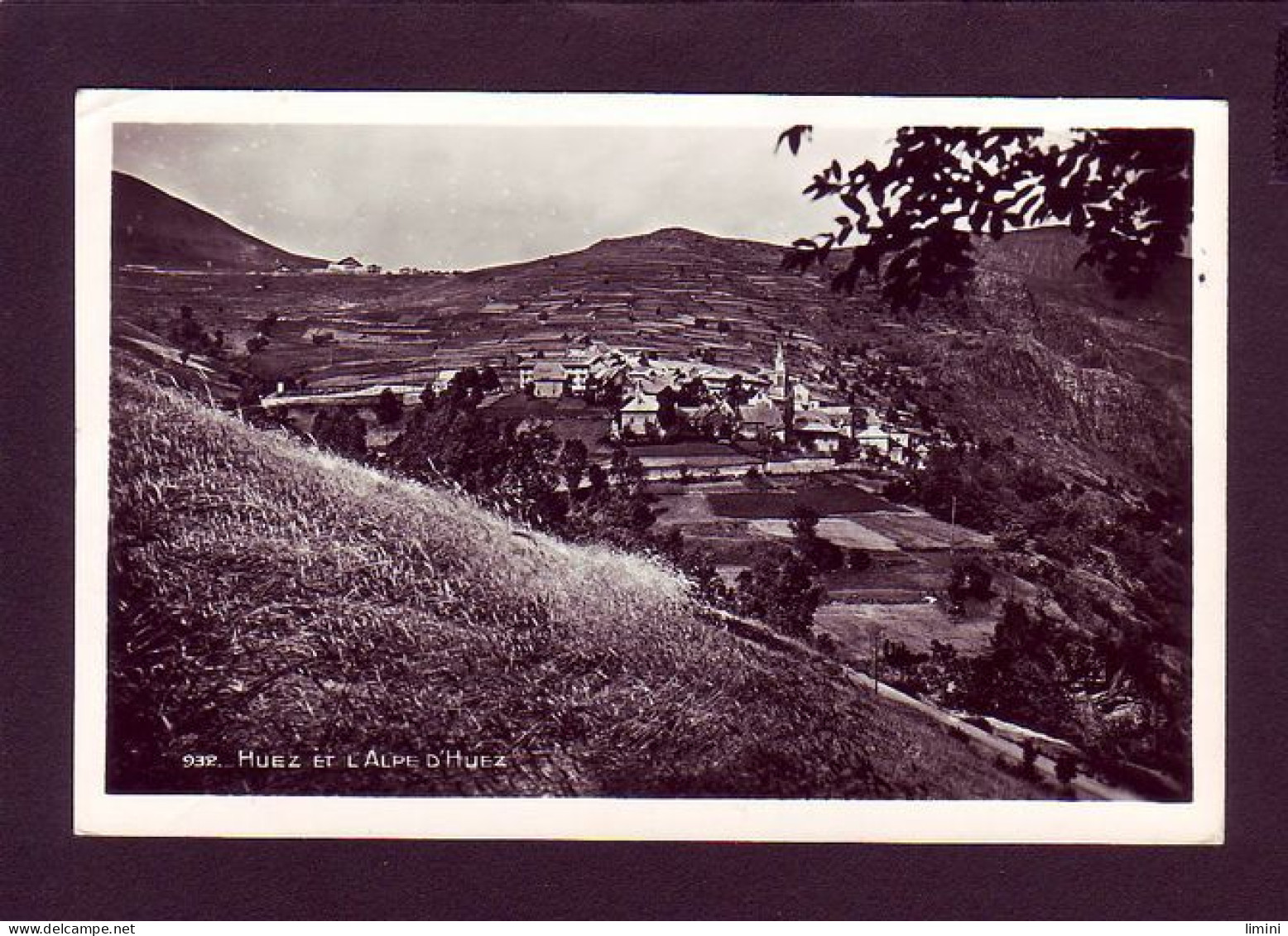 38 - HUEZ ET L'ALPE-D'HUEZ - VUE GÉNÉRALE -  - Other & Unclassified