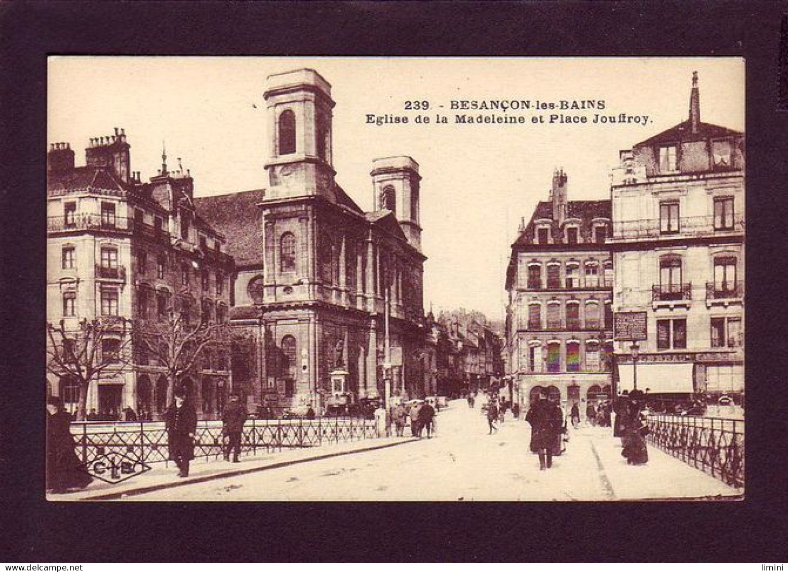 25 - BESANCON - ÉGLISE DE LA MADELEINE ET PLACE JOUFFROY - ANIMÉE -  - Besancon