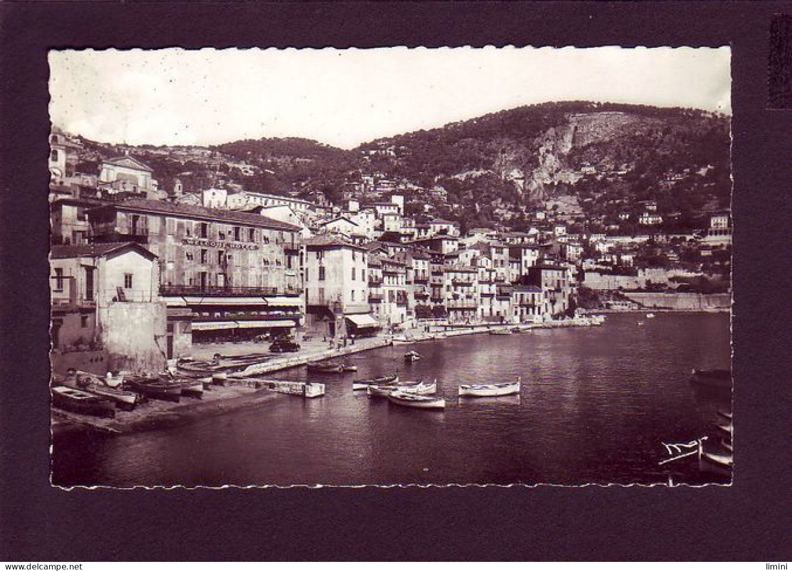 06 - VILLEFRANCHE-sur-MER - LE PORT ET LE QUAI - ANIMÉE -  - Villefranche-sur-Mer