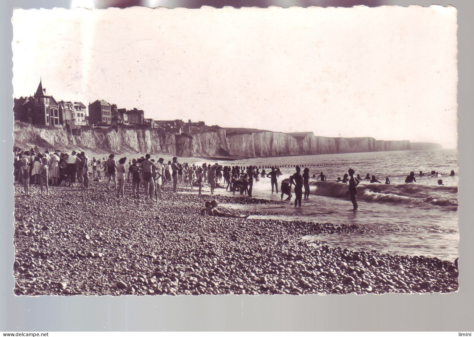 80 - ONIVAL - LA PLAGE A MARÉE HAUTE - ANIMÉE -  - Onival