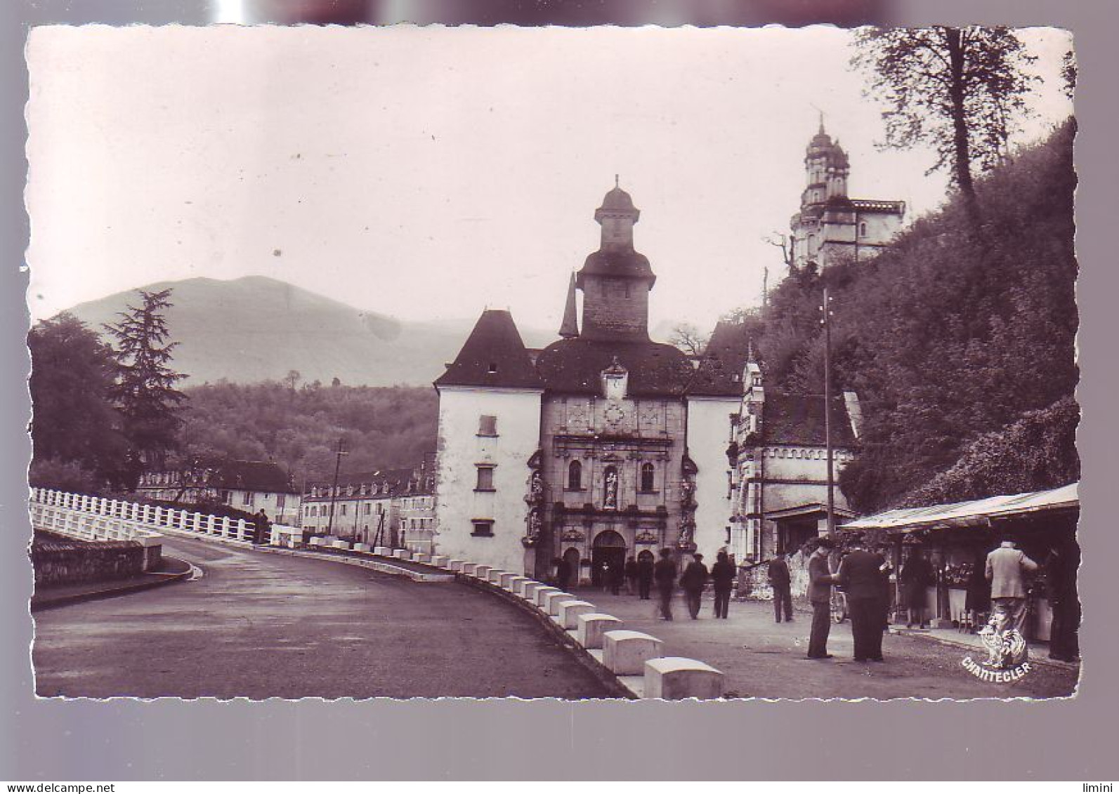 64 - BETHARRAM - CHAPELLE DE NOTRE-DAME - ANIMÉE -  - Lestelle-Bétharram